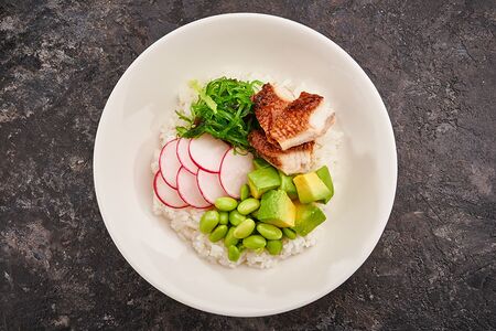 Боул с угрём