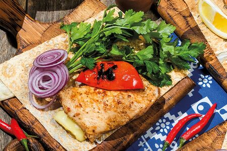 Фаршированное куриное филе с сыром