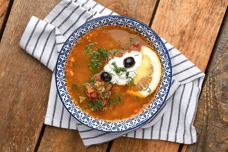 Солянка мясная сборная