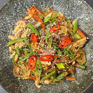 Фунчоза по-корейски со свининой