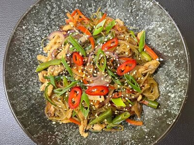 Фунчоза по-корейски со свининой