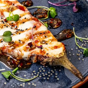 Баклажан, запечённый с сыром