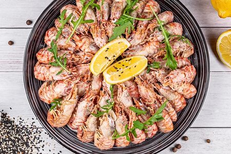 Жареные креветки Dragon в соусе свит чили 