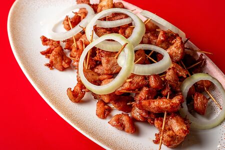 42. Шашлычки на шпажках