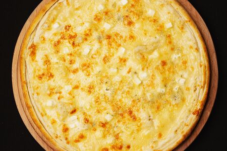 Пицца 5 сыров 