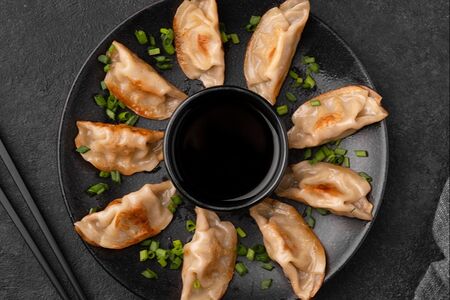 Пельмени с курицей и креветками