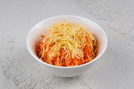 Салат из моркови с сыром