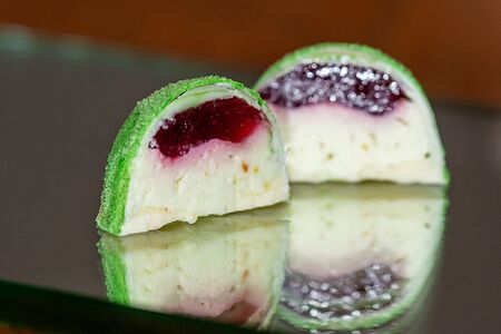 Конфета Фисташка-малина