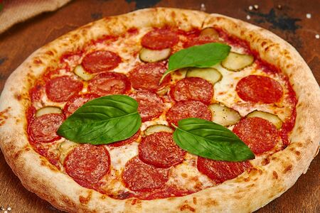 Пицца Пепперони по-деревенски