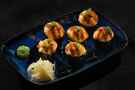 Запечённый с лососем и креветкой