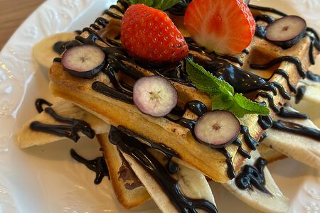 Вафли Венские с нутеллой и бананом