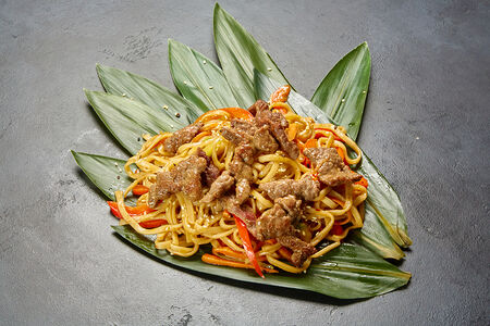 Wok пшеничная лапша курица