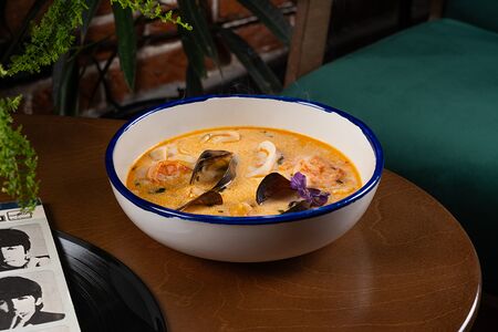 Сарсуэла с морепродуктами