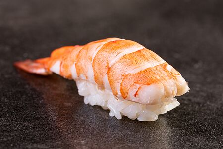 Суши Креветка