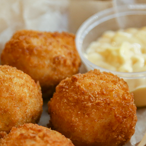 Шарики куриные с чеддером