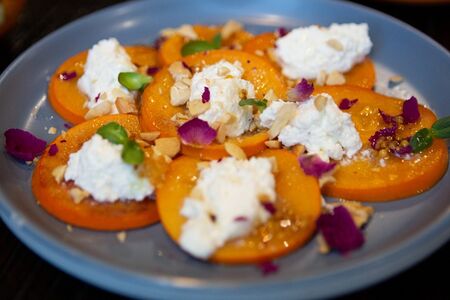 Карпаччо из хурмы