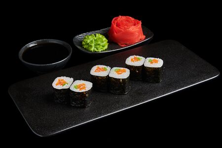 Мини острый с лососем