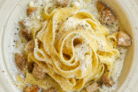 Паста с белыми грибами