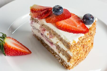 Тортик Лесные ягоды