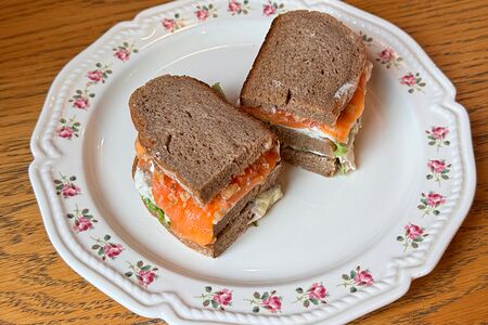 Сэндвич с лососем