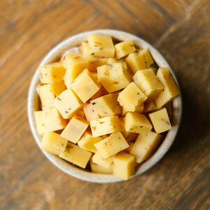 Сыр монтазио с трюфелем