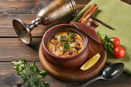 Чечевичный суп с креветками