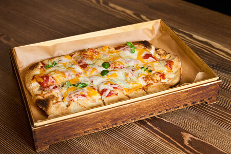 Римская пицца 4 сыра