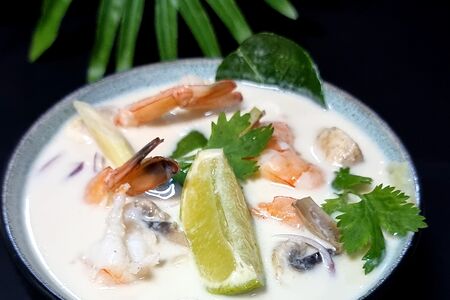 Том кха с креветками