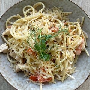 С курицей и томатами