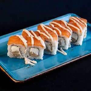 Ролл Королевский с лососем