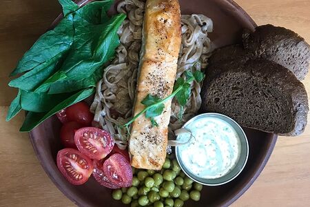 Боул с семгой