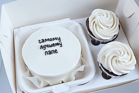 Комбо бенто и капкейки для любимого папы Красный бархат с клубникой 