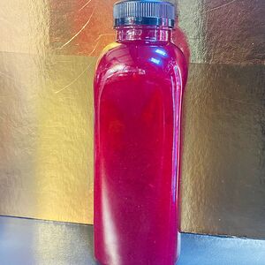 Морс с клубникой и черной смородиной