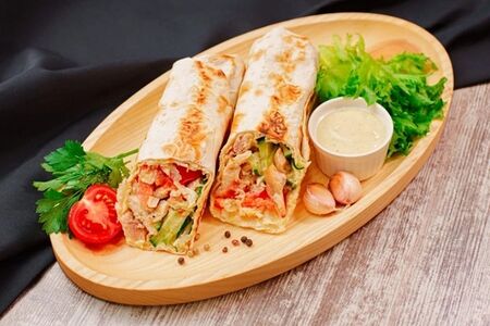 Шаверма по-Питерски двойная