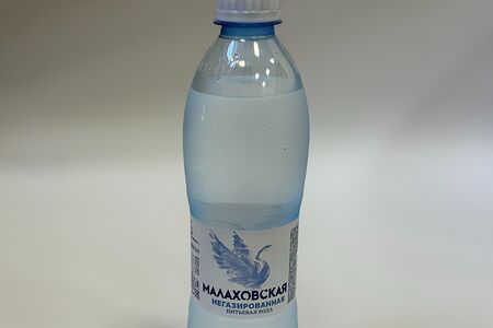 Вода Малаховская без газа