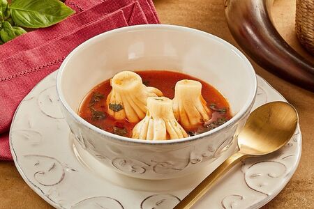 Суп с мини-хинкали