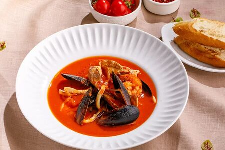 Суп с морепродуктами 