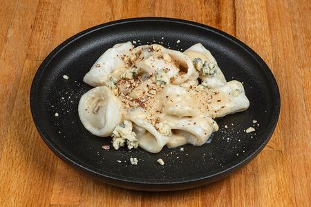 Кальмар в сливочно-сырном соусе