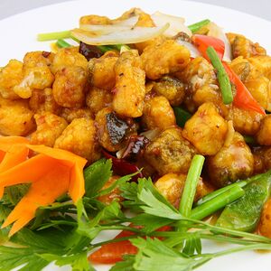 Жареная кета в кляре со специями