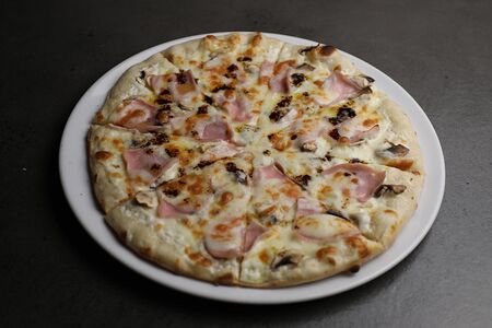 Ветчина и грибы