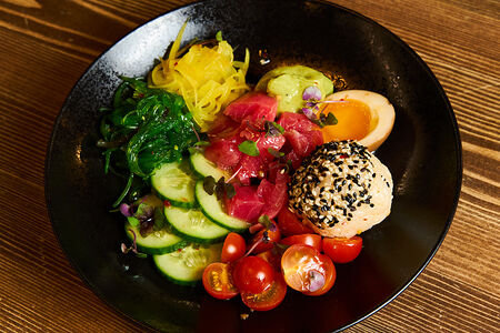 Поке с филе тунца