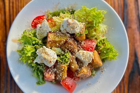 Салат Хрустящий баклажан