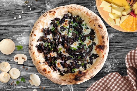 Пицца с грибами