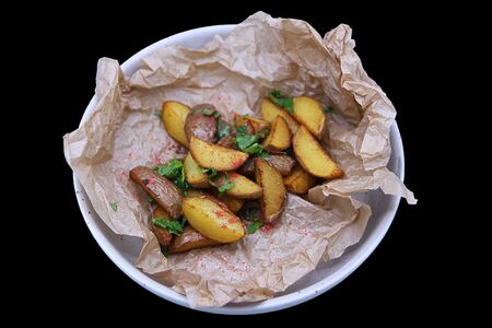 Картофель бэби с зеленью