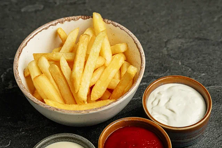 Картофель фри с соусом Айоли