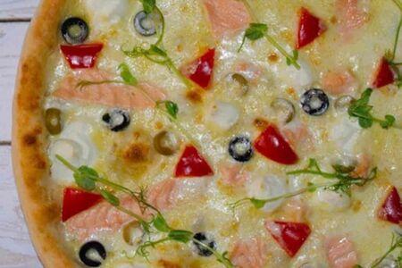 Пицца Филадельфия с лососем