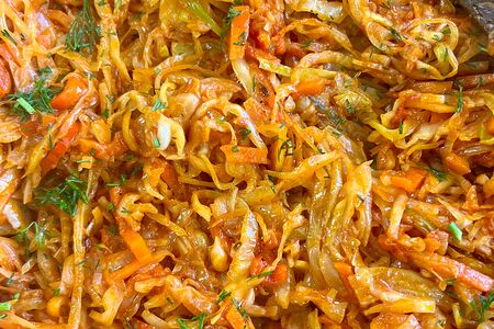 Капуста тушенная