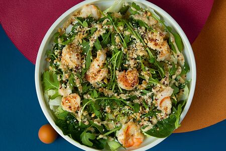 Азиатский зеленый салат с креветками