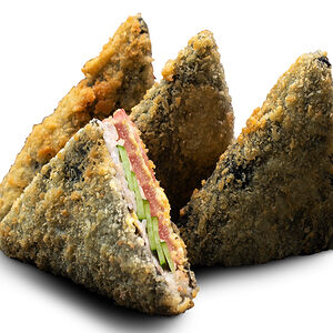 Ролл сэндвич жареный лосось 3 шт