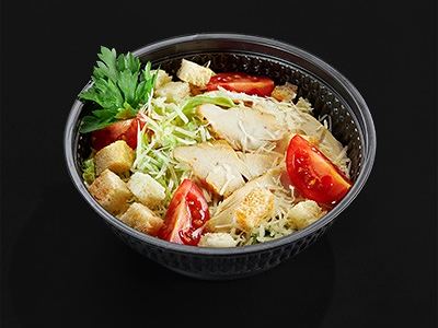 Салат Цезарь с курицей